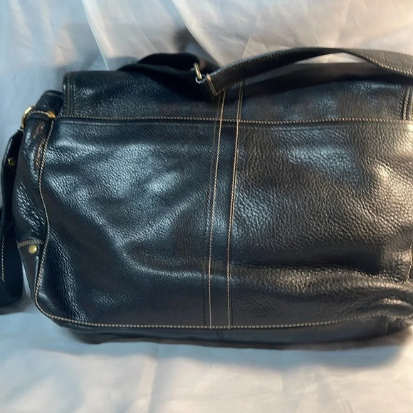 Coach Large Leather Messenger Bag high quality top grain leather brass ** - Picture 7 of 11